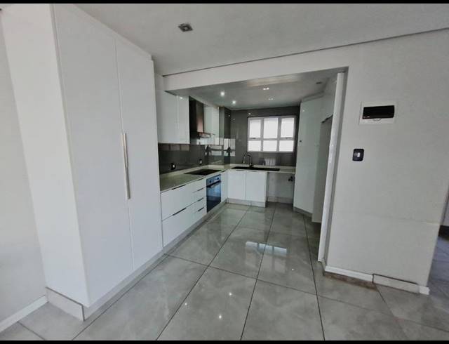 2 BEDROOM APARTMENT FOR SALE IN NORTH BEACH